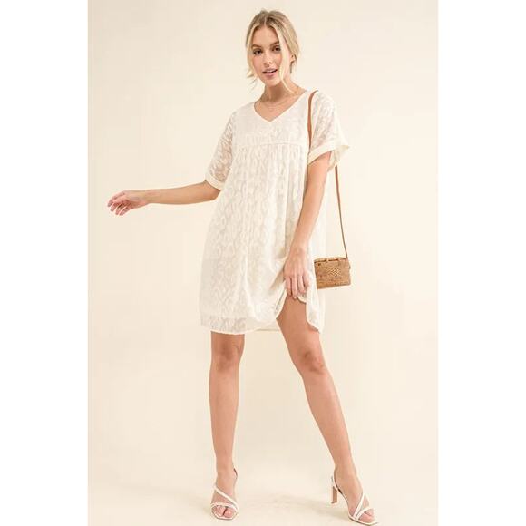 And The Why Woven Leopard Print Babydoll Roll-Sleeves Casual Mini Dress | White - Picture 8 of 9